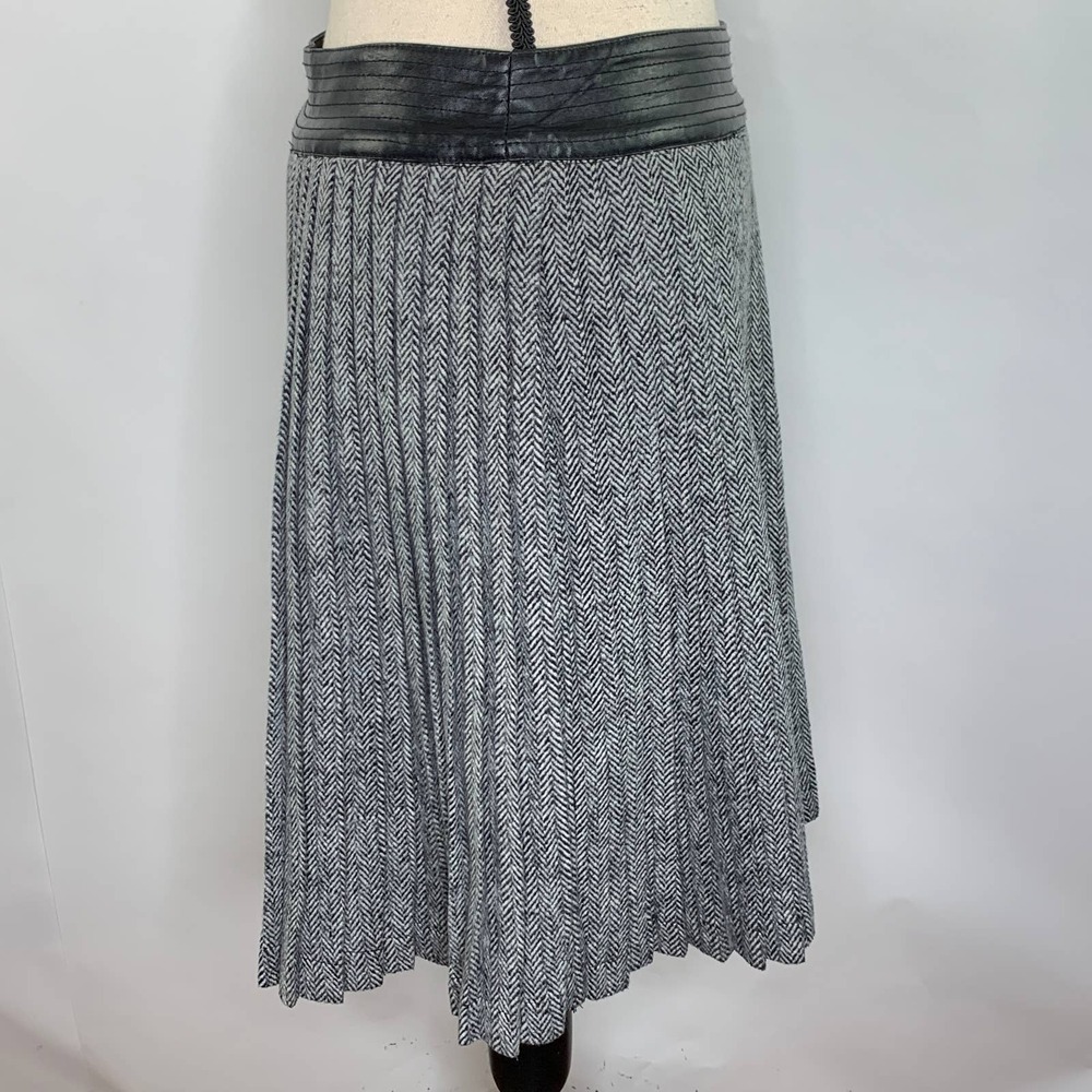 Altar'd State Gray Herringbone Pattern Pleated Fa… - image 5